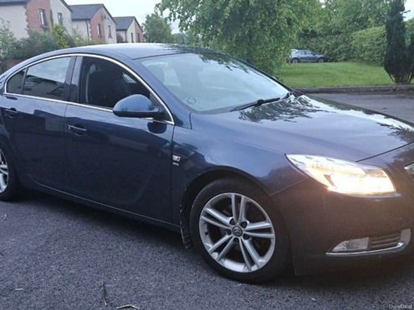 Vauxhall Insignia Hatchback, Diesel, 2011, Blue