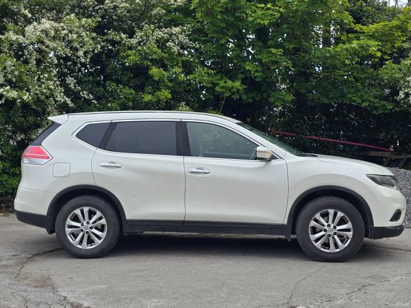 Nissan X-Trail SUV, Petrol, 2017, White