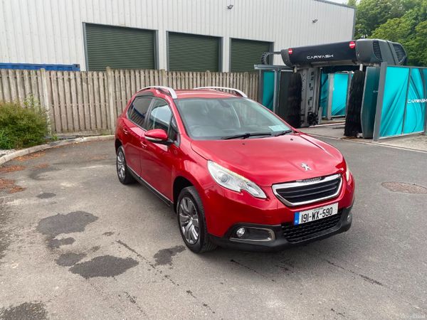 Peugeot 2008 Estate, Diesel, 2019, Red