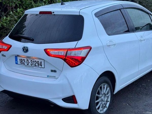 Toyota Vitz Hatchback, Petrol Hybrid, 2018, White