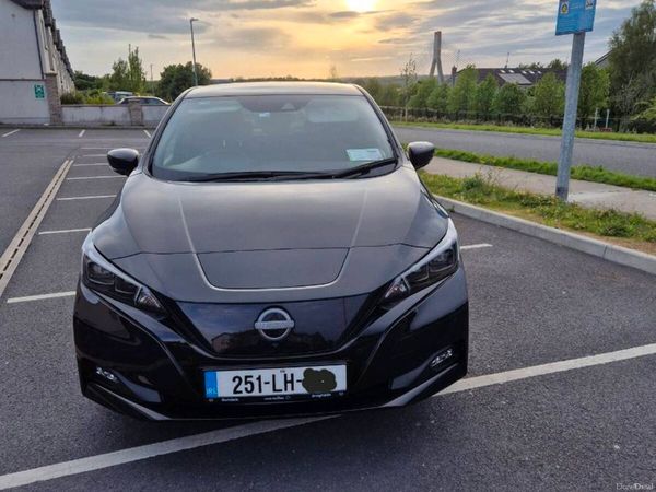 Nissan Leaf Hatchback, Electric, 2025, Black