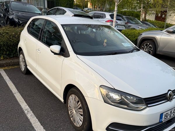 Volkswagen Polo Hatchback, Petrol, 2015, White