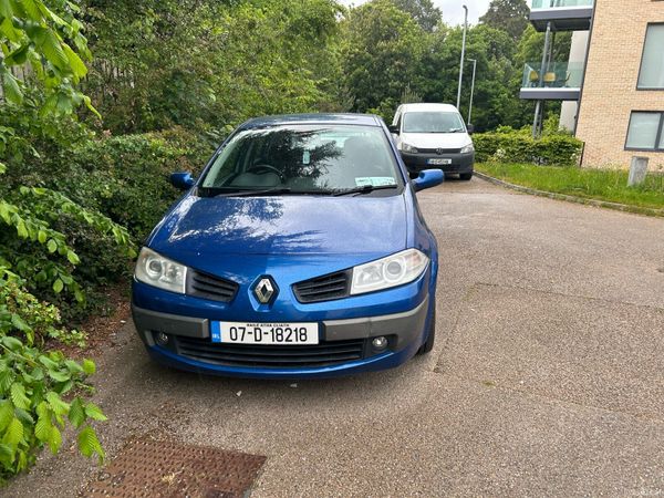 Renault Megane Hatchback, Petrol, 2007, Blue