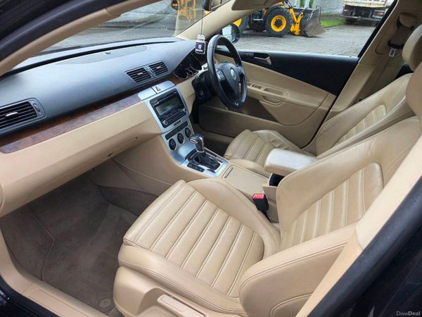 Volkswagen Passat Saloon, Petrol, 2008, Black