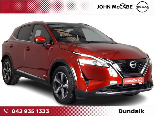Nissan Qashqai MPV, Petrol Hybrid, 2024, Red