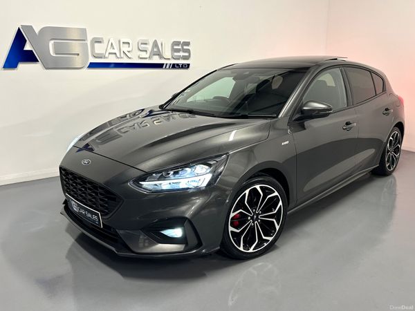 Ford Focus Hatchback, Diesel, 2021, Grey