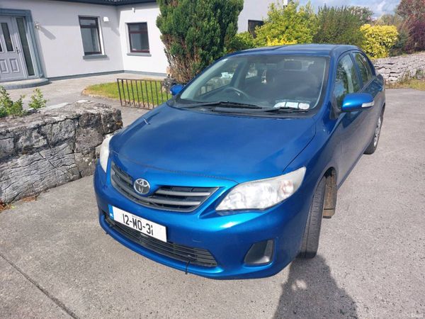 Toyota Corolla Saloon, Diesel, 2012, Blue