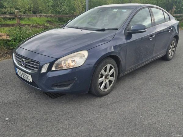 Volvo S60 Saloon, Diesel, 2011, Blue