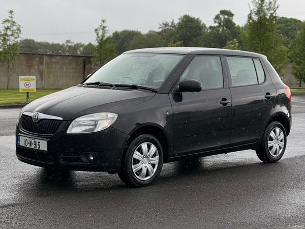 Skoda Fabia Hatchback, Petrol, 2010, Black