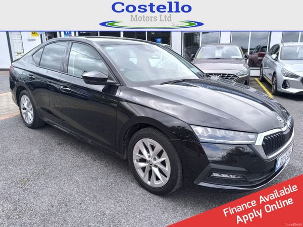 Skoda Octavia Saloon, Diesel, 2021, Black