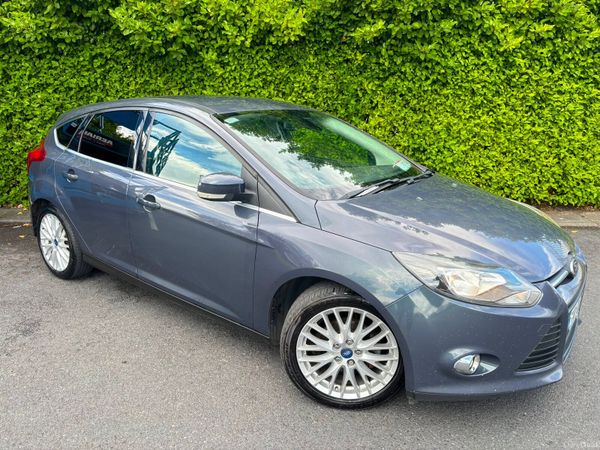 Ford Focus Hatchback, Diesel, 2014, Grey