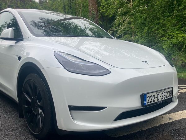 Tesla Model Y SUV, Electric, 2022, White