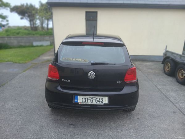 Volkswagen Polo Hatchback, Diesel, 2013, Black