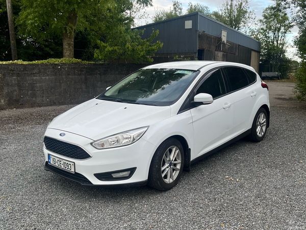 Ford Focus Hatchback, Diesel, 2015, White