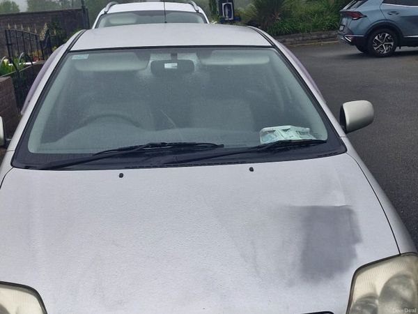 Toyota Corolla Saloon, Petrol, 2006, Silver