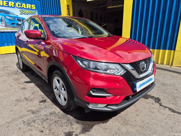 Nissan Qashqai SUV, Petrol, 2019, Red