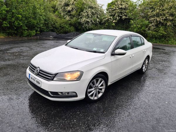 Volkswagen Passat Saloon, Diesel, 2014, White