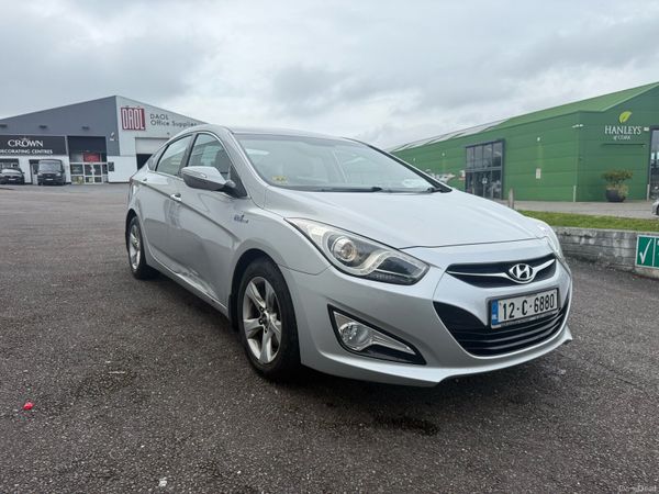 Hyundai i40 Saloon, Diesel, 2012, Silver