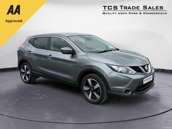 Nissan Qashqai SUV, Diesel, 2017, Grey