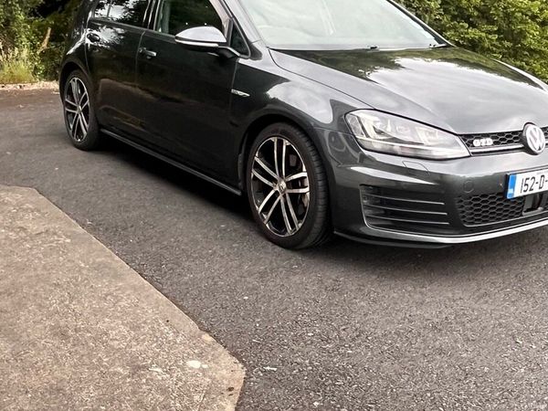 Volkswagen Golf Estate, Diesel, 2015, Grey
