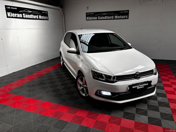 Volkswagen Polo Hatchback, Petrol, 2016, White