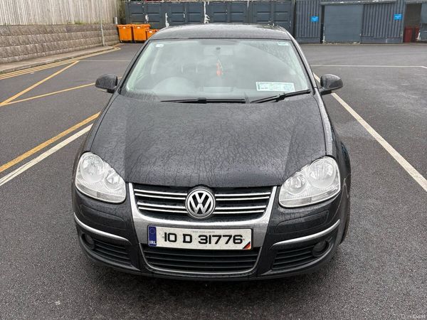 Volkswagen Jetta Saloon, Diesel, 2010, Black