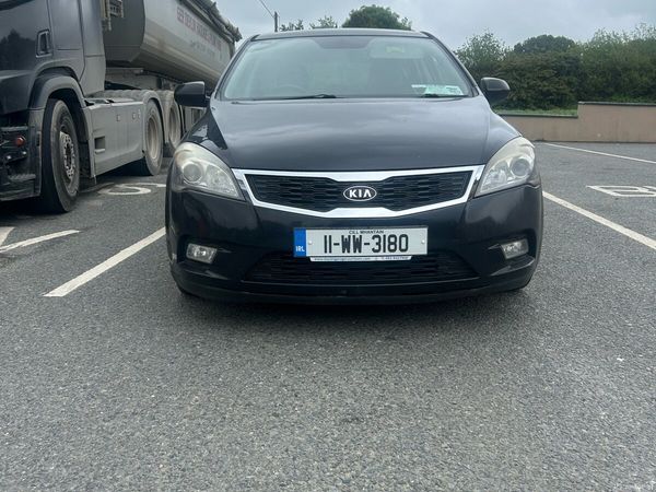 Kia Ceed Hatchback, Diesel, 2011, Black