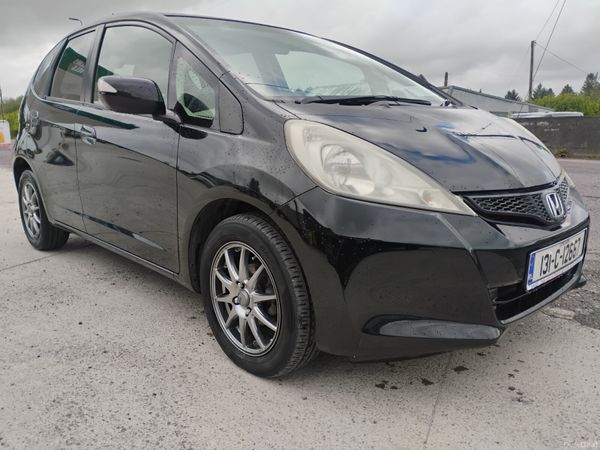 Honda Fit Hatchback, Petrol, 2013, Black
