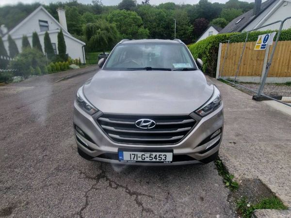 Hyundai Tucson SUV, Diesel, 2017, White