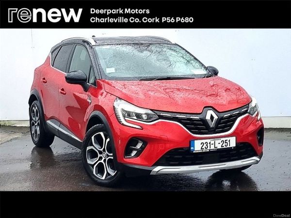 Renault Captur Hatchback, Petrol, 2023, Red