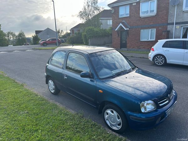 Nissan Micra Hatchback, Petrol, 2000, Blue