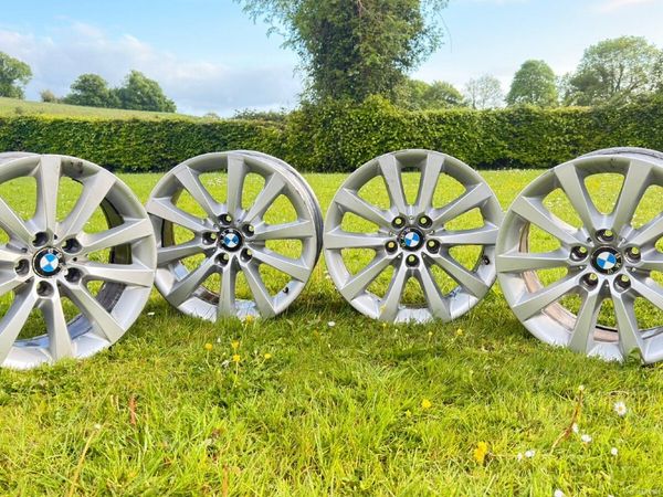 BMW 5-Series Saloon, Diesel, 2015, White