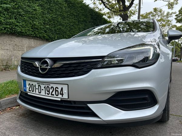 Opel Astra Hatchback, Petrol, 2020, Grey