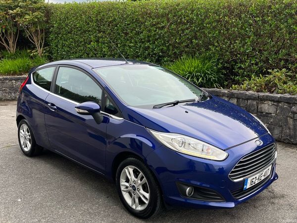 Ford Fiesta Hatchback, Petrol, 2016, Blue