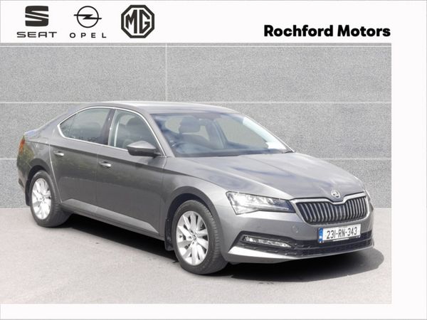 Skoda Superb Hatchback, Diesel, 2023, Grey