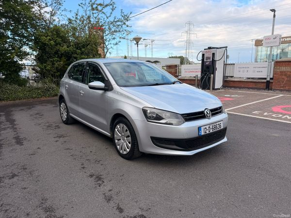 Volkswagen Polo Hatchback, Petrol, 2012, Silver
