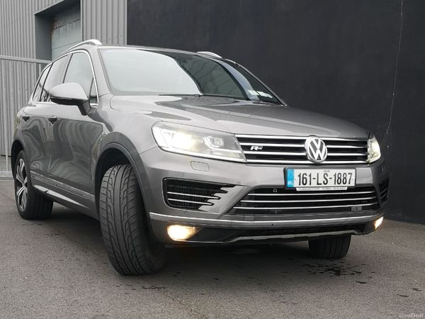 Volkswagen Touareg SUV, Diesel, 2016, Grey
