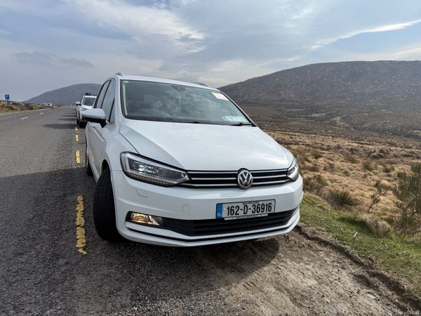 Volkswagen Touran MPV, Petrol, 2016, White
