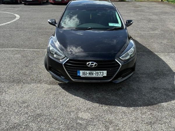 Hyundai i40 Saloon, Diesel, 2016, Black