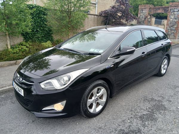 Hyundai i40 Saloon, Diesel, 2013, Black