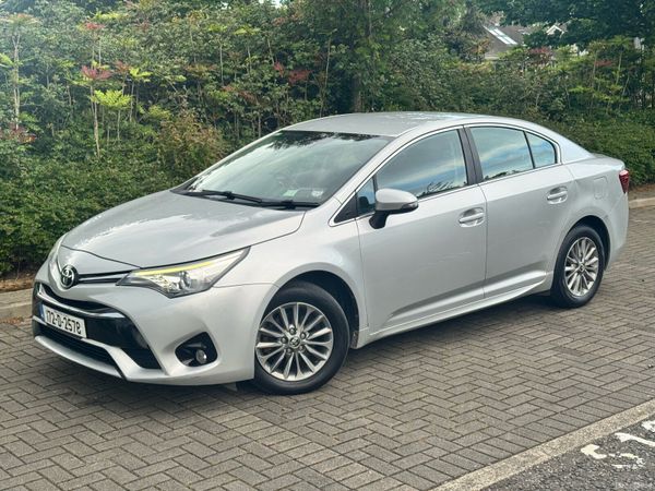Toyota Avensis Saloon, Diesel, 2017, Grey