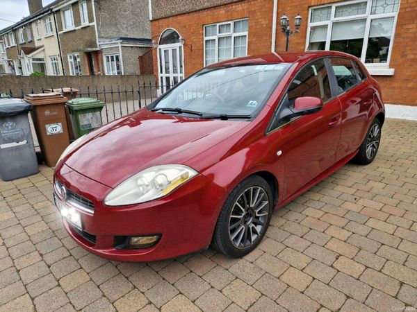 Fiat Bravo Hatchback, Petrol, 2008, Red