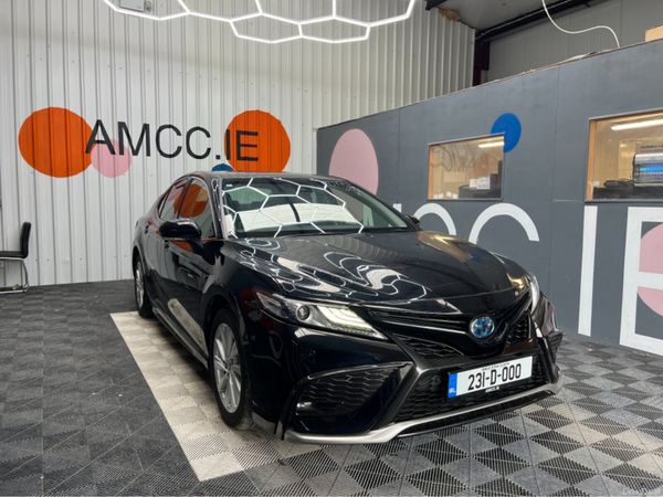 Toyota Camry Saloon, Petrol, 2023, Black