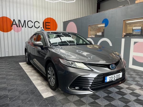 Toyota Camry Saloon, Petrol, 2022, Grey