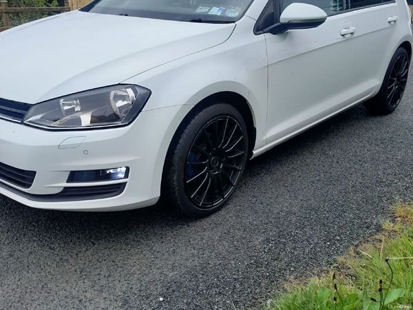 Volkswagen Golf Hatchback, Diesel, 2016, White