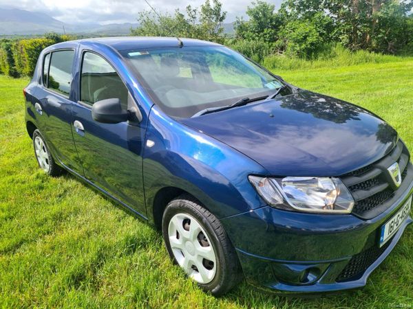 Dacia Sandero Hatchback, Petrol, 2016, Blue