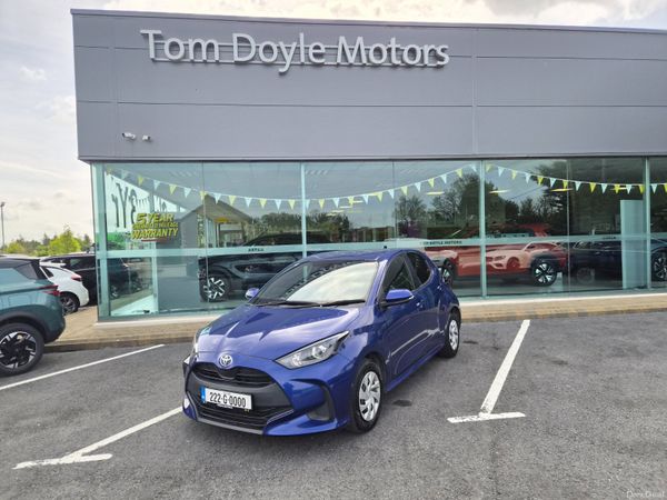 Toyota Yaris Hatchback, Petrol, 2022, Blue