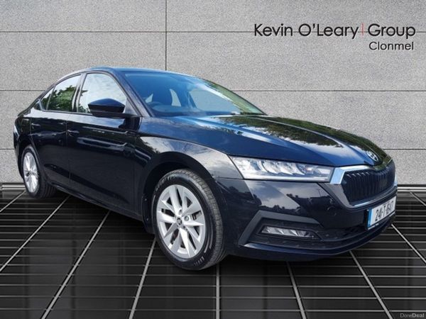 Skoda Octavia Saloon, Petrol Hybrid, 2024, Black