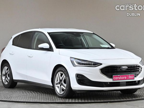 Ford Focus Hatchback, Petrol, 2022, White