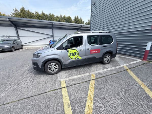 Peugeot Rifter MPV, Petrol, 2022, Grey